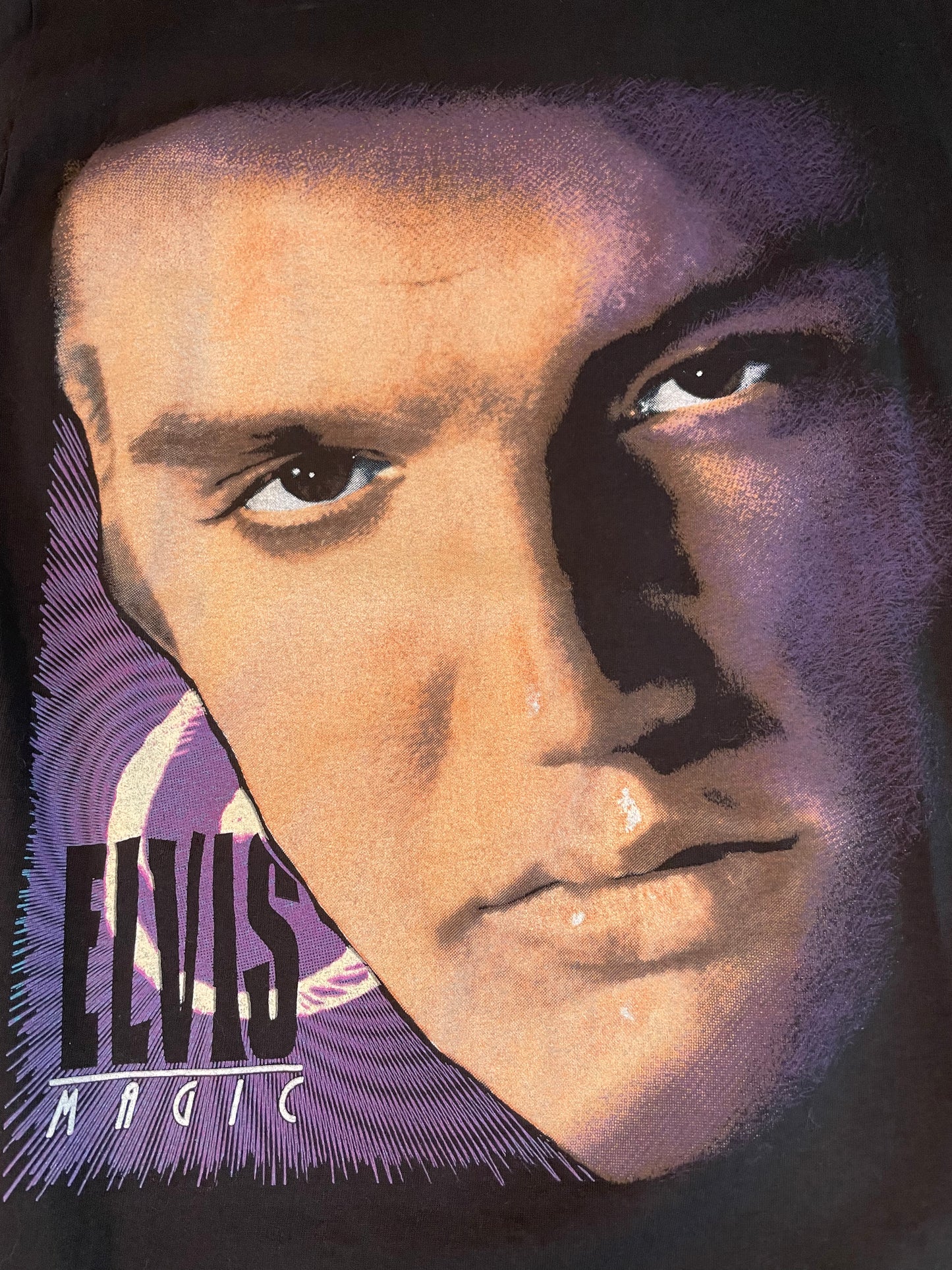 Elvis magic (Large)
