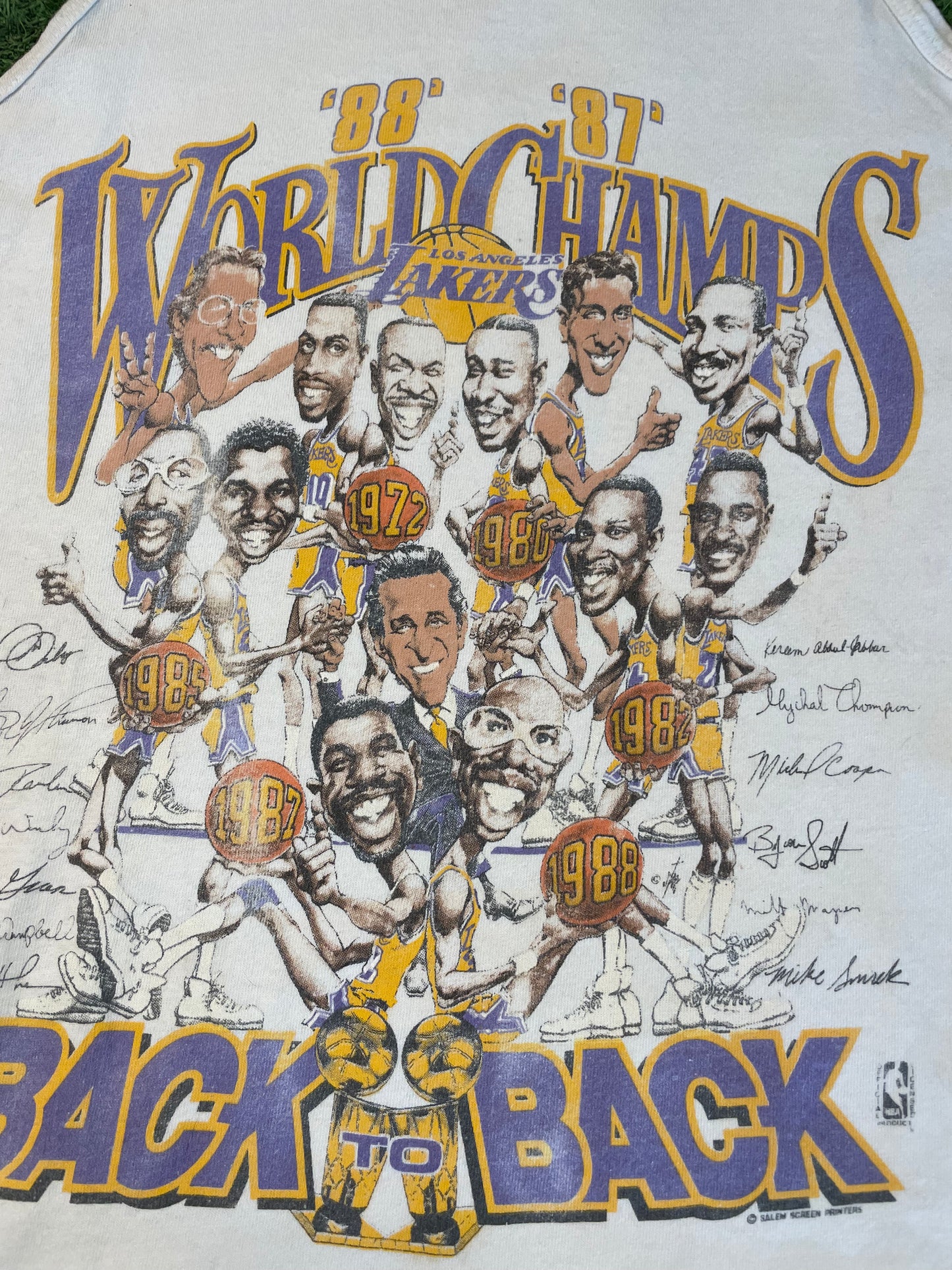 Lakers 87 & 88 champs (M)